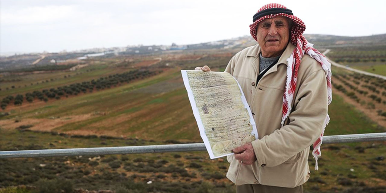 Filistinli çiftçi işgalci Yahudilere karşı Osmanlı'dan kalma belgeyle hakkını arıyor