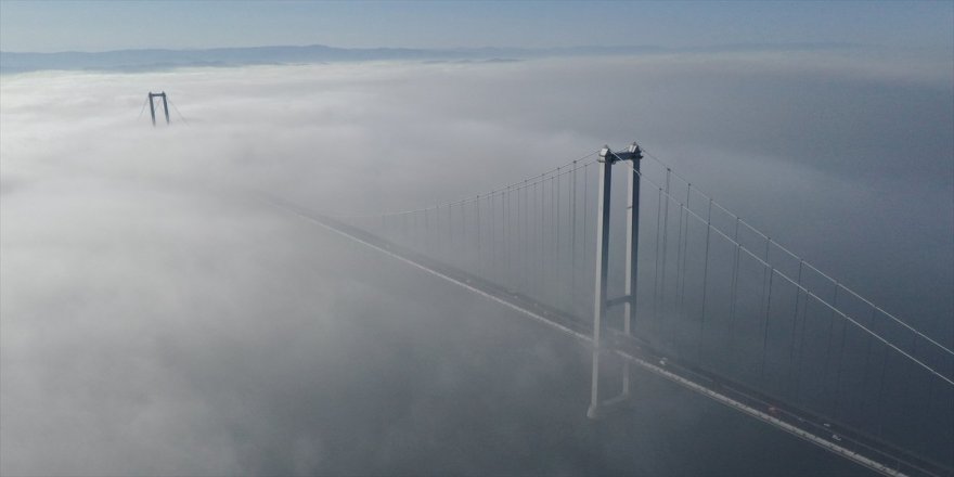 Osmangazi Köprüsü'nün sis içinde kaldı