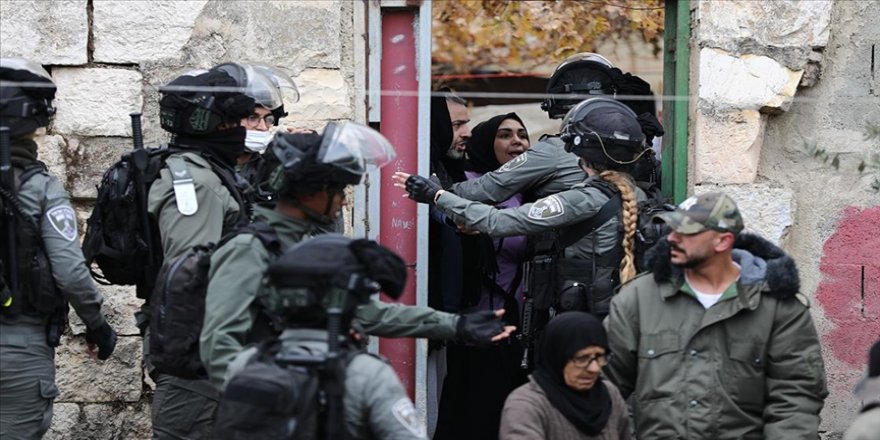 İşgalci İsrail 2021 yılında 8 bin Filistinliyi tutukladı
