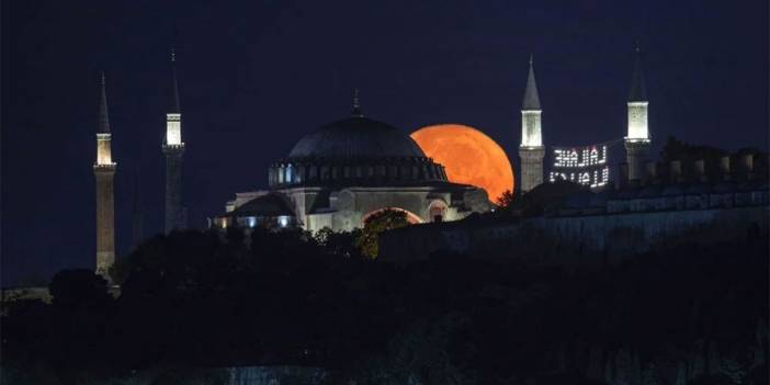İstanbul'da 'Süper Ay'