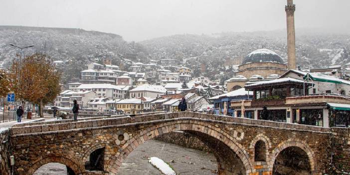 Prizren’de kar yağışı ile gelen beyaz rahmet sevinci