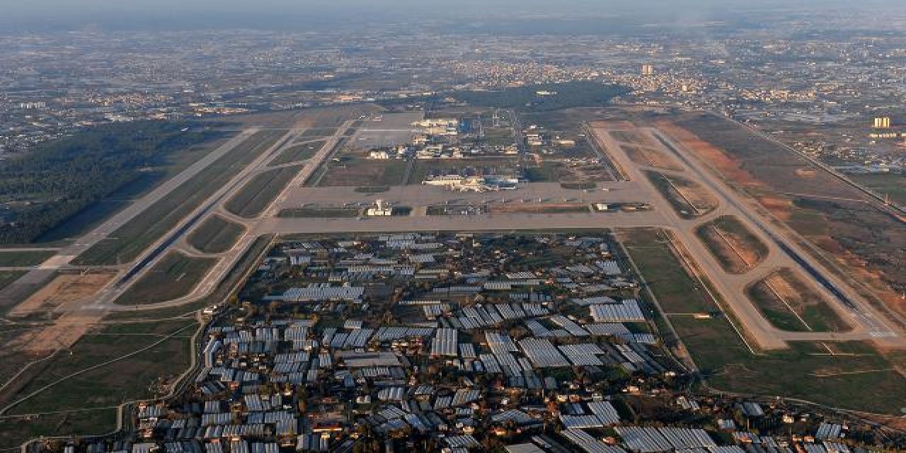 Antalya Havalimanı Kurban Bayramı'nın ilk gününde rekor kırdı