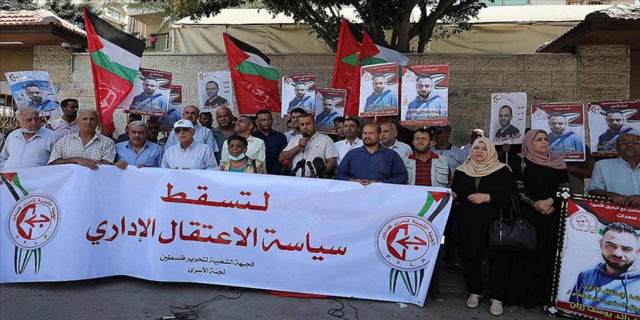 İsrail'in Filistinlilere yönelik idari tutukluluk politikası Gazze'de protesto edildi