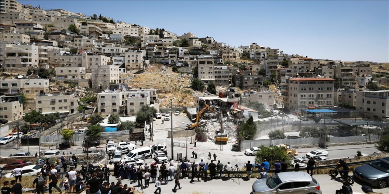 İşgalci İsrail, Doğu Kudüs'te Filistinlilerin arazilerini Yahudiler adına kaydediyor