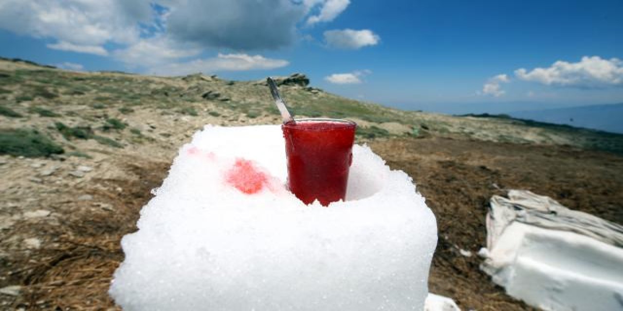 Sıcaktan bunalanlara dağdan gelen lezzet: Kar helvası