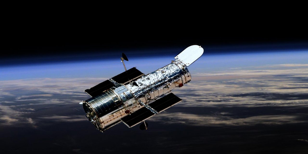 NASA ve SpaceX şirketi Hubble Uzay Teleskobu'nun ömrünü uzatmak için çalışma yürütecek