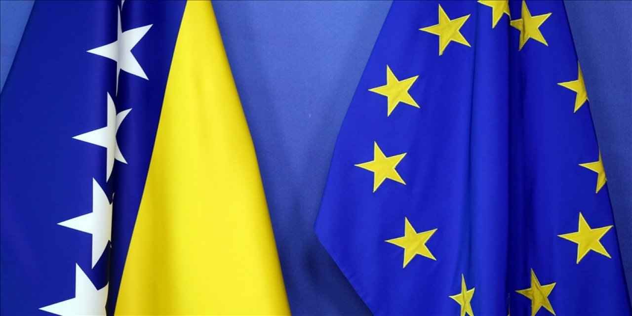 AB Komisyonu Bosna Hersek'e aday ülke statüsü verilmesi yönünde görüş bildirdi
