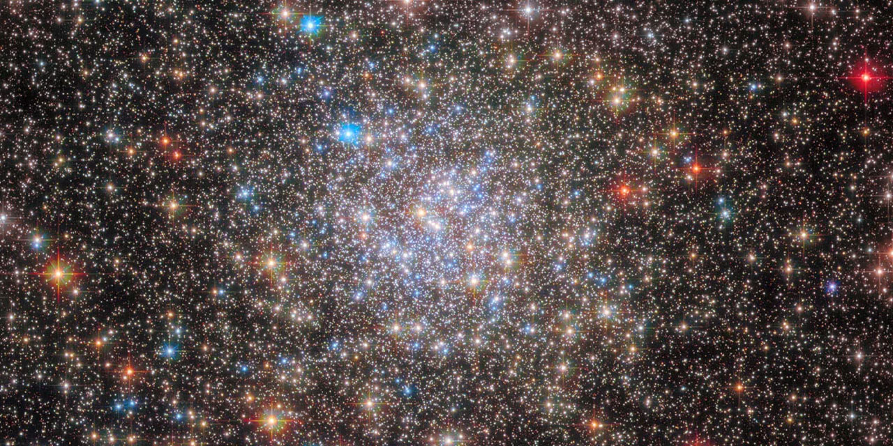 Hubble Uzay Teleskobu 2023'ün ilk görüntüsünü yakaladı: Rengarenk