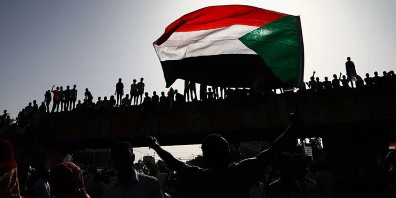 İslam İşbirliği Teşkilatı Sudan için 'acil' toplanacak