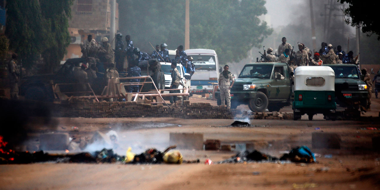 Sudan'da Müslümanların birbiriyle çatışmasında 190 çocuk öldürüldü!