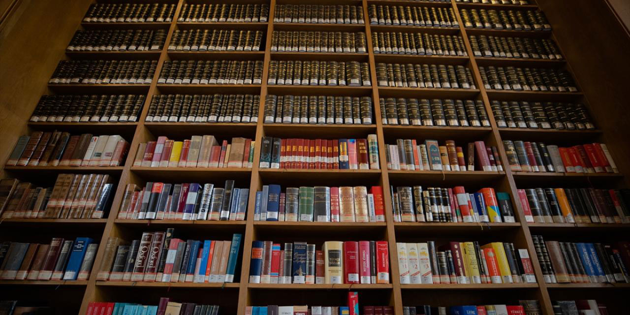TBMM Kütüphanesi'nde 430 bin eser var, bazıları ücretsiz erişime açıldı