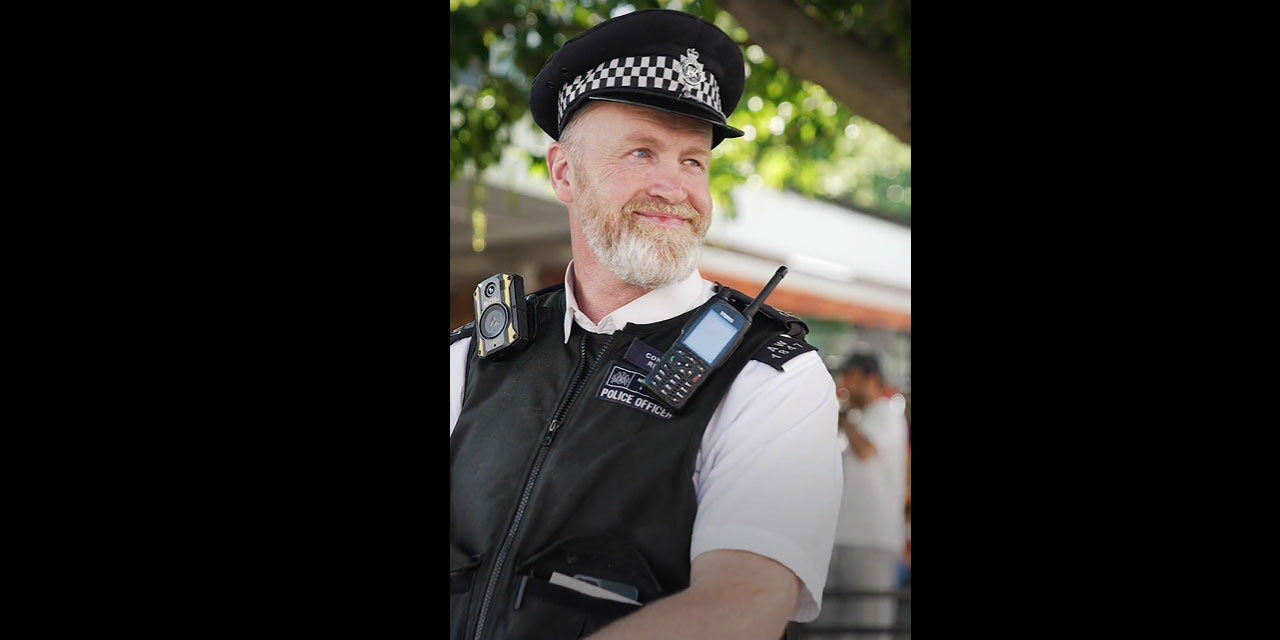 İngiliz Polis Paul: İslam’ı ben seçmedim, Allah beni seçti