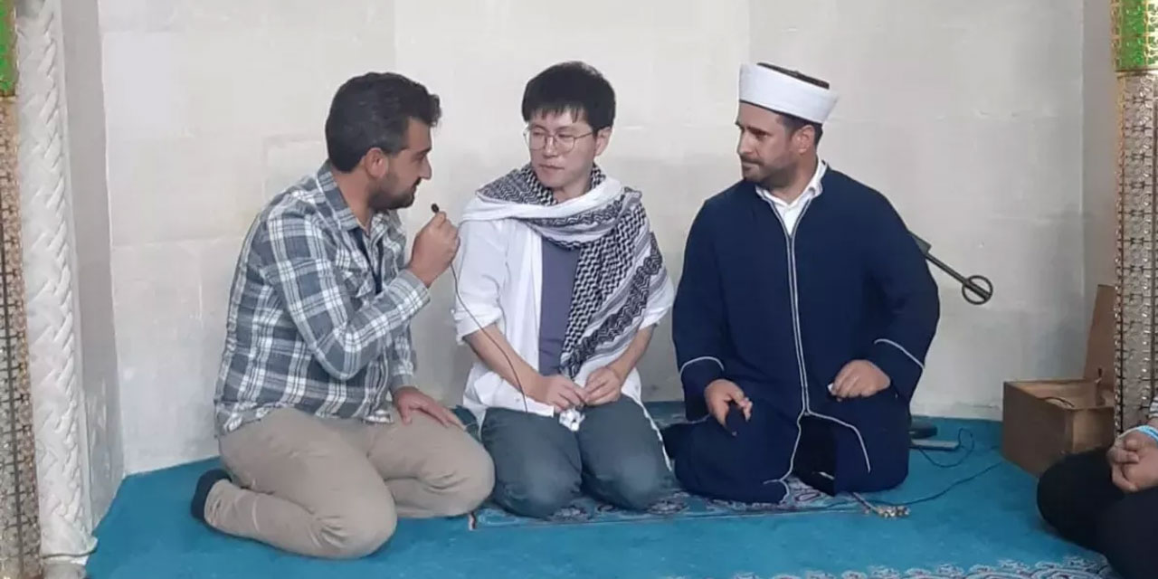 Diyarbakır’a gezmeye gelen Budist Güney Koreli turist Müslüman oldu
