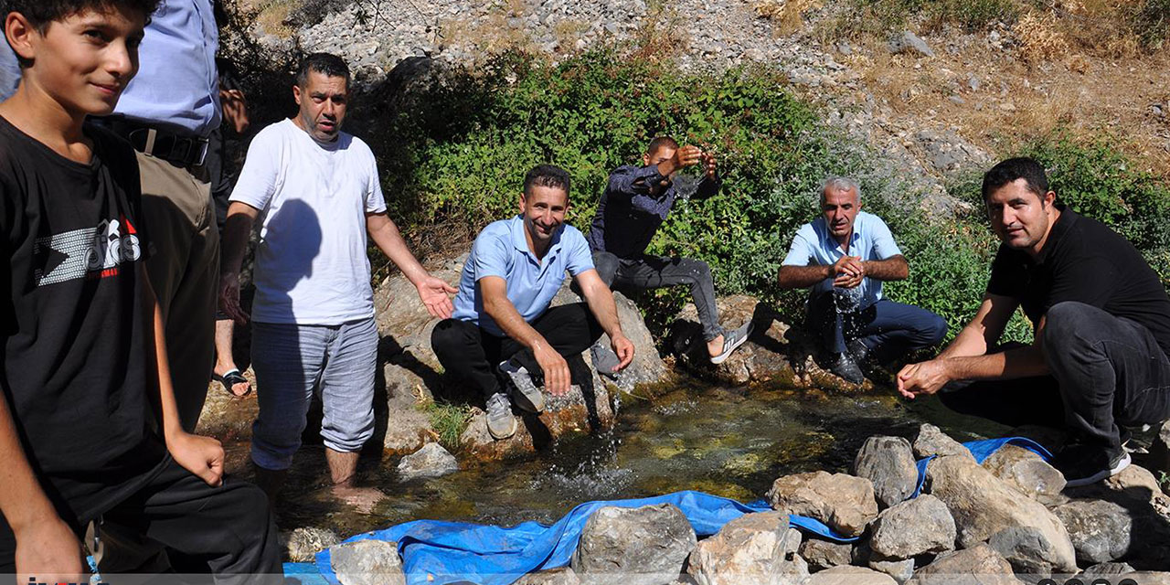 Allah'ın köylerine verdiği su nimeti için 100 yıldır kurban kesiyorlar