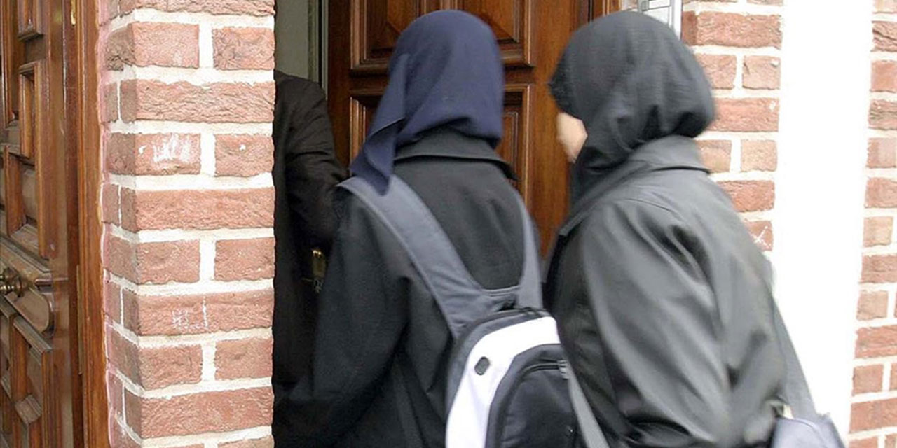 Fransa'da Müslüman kadınların kıyafetine yönelik siyasi saldırılar BM'ye taşındı