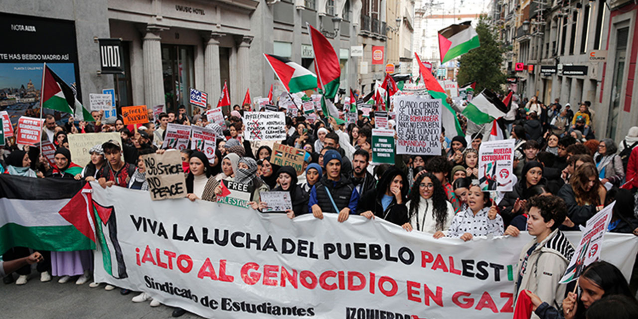 İspanya'nın 25 şehrinde öğrenciler Filistin’e destek için ders bırakarak eylem yaptı