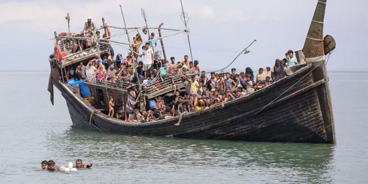 Haftalarca denizde kalan Arakanlı mülteciler Endonezya'da karaya çıktı