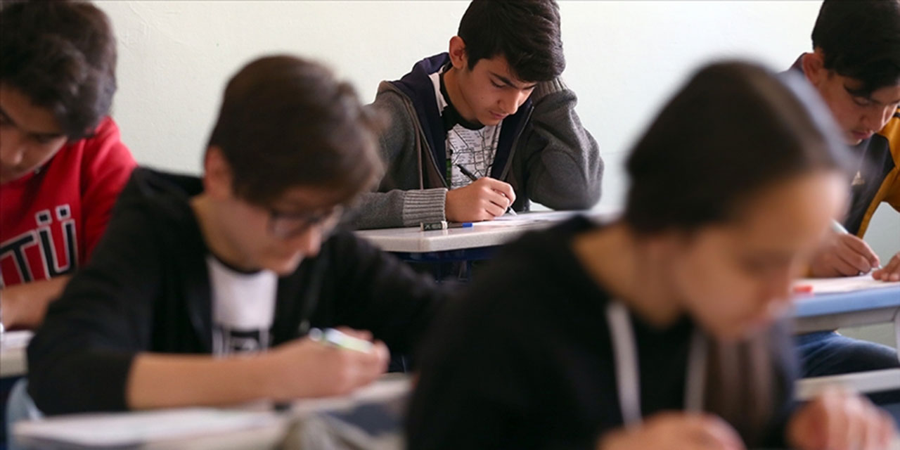 Ülke genelinde ortaokul ve liselerde ilk kez uygulanacak ortak yazılı sınavlar başlıyor