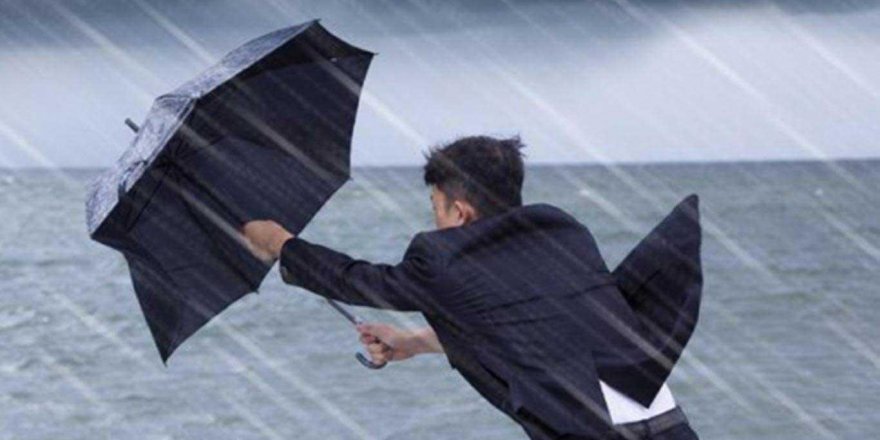 Kıyı Ege için kuvvetli yağış, Marmara için fırtına uyarısı yapıldı