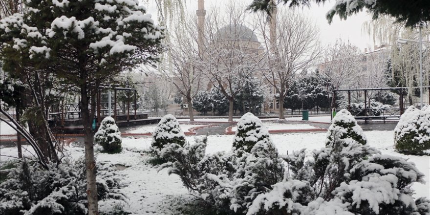 Kar sebebiyle okulların tatil edildiği il ve ilçeler