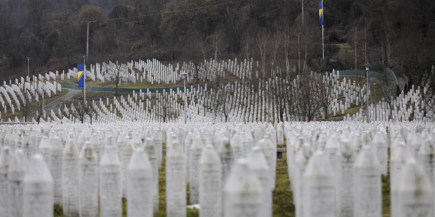 Srebrenitsa’da savaş suçu işlemekle itham edilen eski Sırp komutan gözaltına alındı