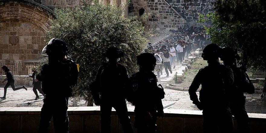 İşgalci İsrail askerleri Nablus'ta bir Filistinliyi öldürdü, ikisini yaraladı