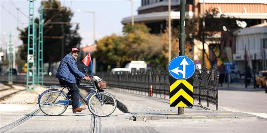 Bisiklet şehrine yakışır proje: Bisiklette 'master' yapıyor