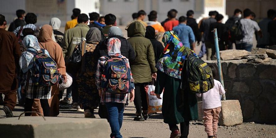 BM, dünyaya 'Afgan sığınmacılara sınırları açık tutma' çağrısı yaptı