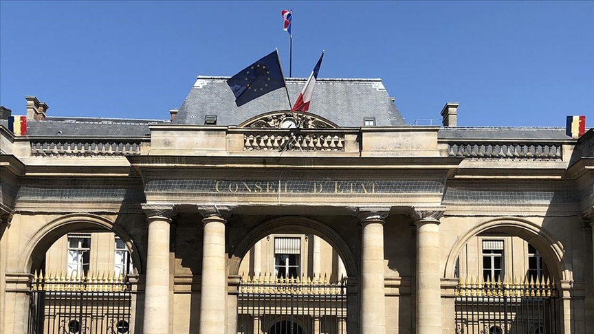 Fransa’da Yargıtay avukatlıkta başörtüsü yasağını ayrımcılık olarak görmedi
