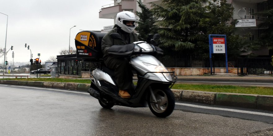 İstanbul'da motosikletle motokuryelerin trafiğe çıkışlarına izin verilecek