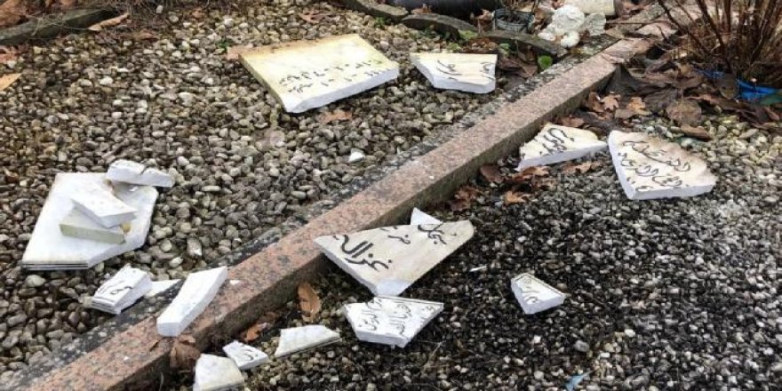Alman hükümetinden Müslüman mezarlığına saldırıya tepki