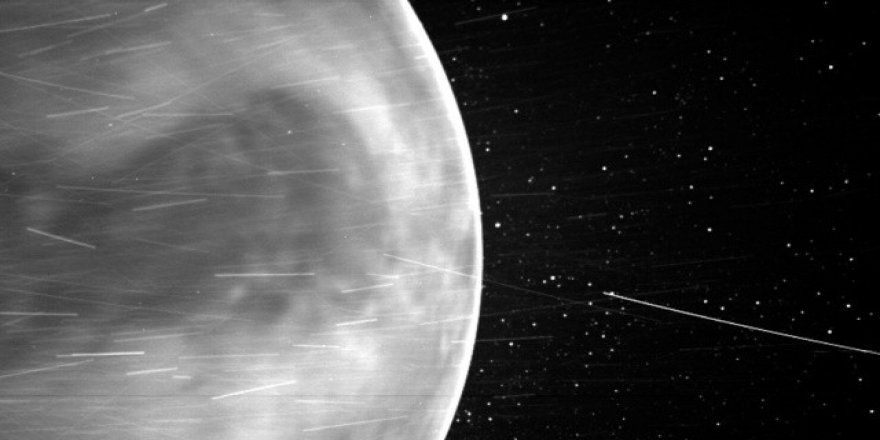 Venüs’ün yüzeyi ilk defa görünür ışıkta fotoğraflandı!