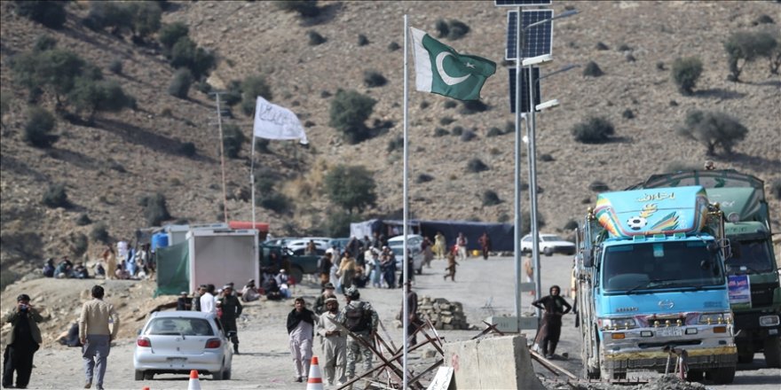 Pakistan-Afganistan sınırında ticari hareketlilik arttı