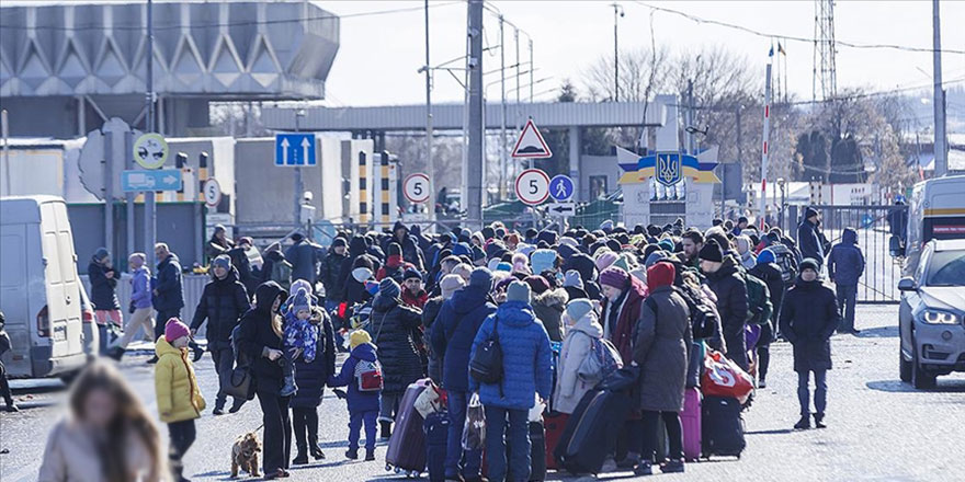 AB mülteci politikasında Ukraynalılara ayrıcalıklı davranıyor