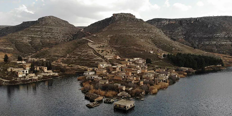 Halfeti'de sular altında kalan mahalle yeniden turizme kazandırılıyor
