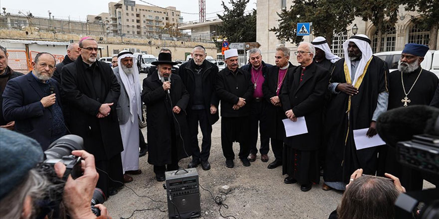 Farklı inançlardan liderler Ukrayna'da barış çağrısı için Kudüs'te toplandı