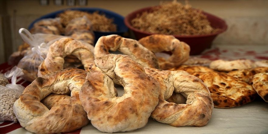 Sivas'ın uzun süre bayatlamayan ekmeği: Fırın kurusu