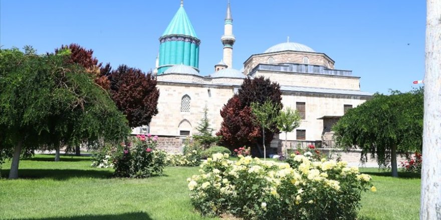 Konya Mevlana Müzesi'ni 1,5 milyon kişi ziyaret etti