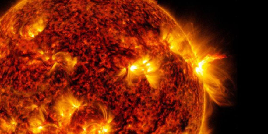NASA, yılın dördüncü güçlü güneş patlamasını fotoğrafladı