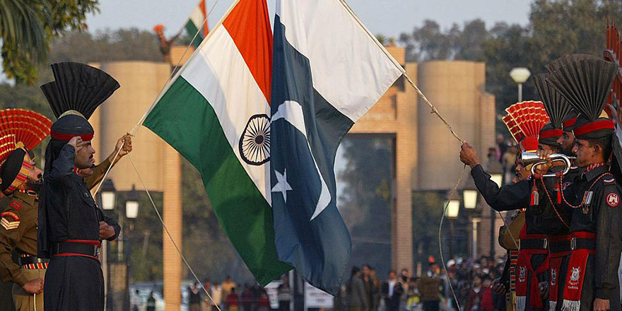Pakistan ve Hindistan, nükleer tesislerinin listelerini birbirleriyle paylaştı