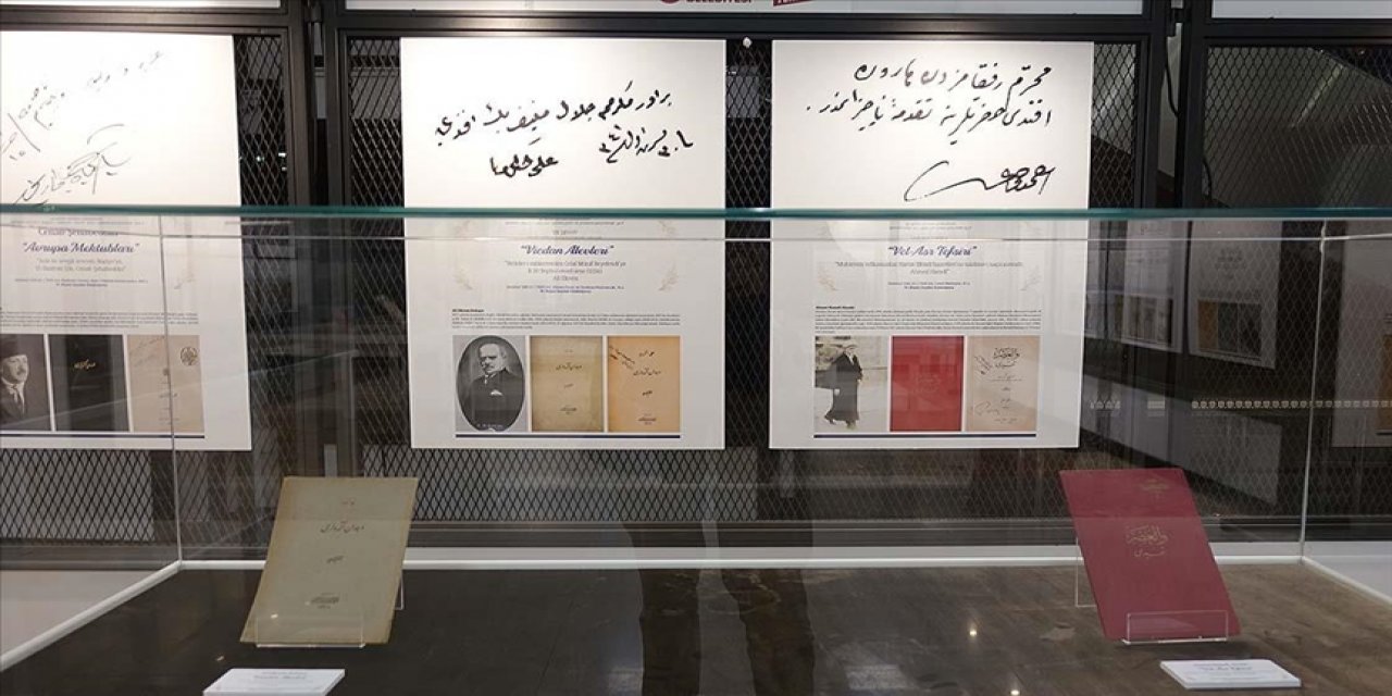 Fatih Edebiyat Günleri İmzalı Kitapların Peşinde sergisiyle kapılarını açtı