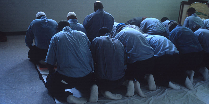 Amerika'da her sene yaklaşık 40 bin mahkum İslamiyet'i seçiyor