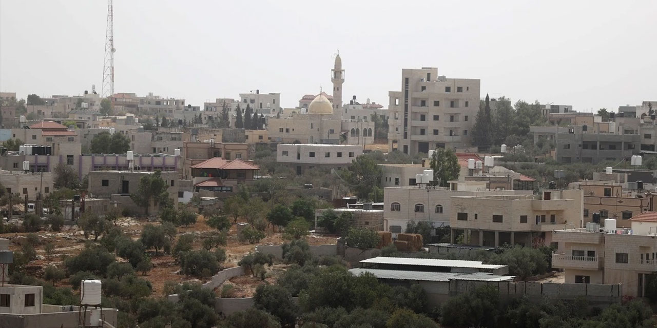 İşgalci İsrail, Filistinlilerin bu köyünü de yıkacak